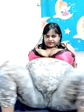 SusanaEshwar webcam