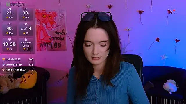liana_kisses webcam