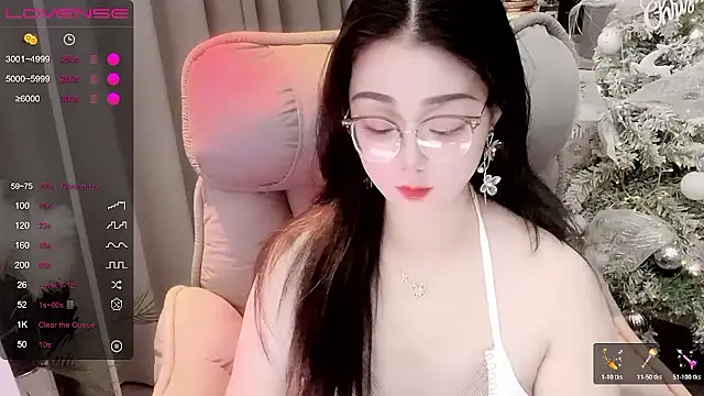 Monica-666888- webcam