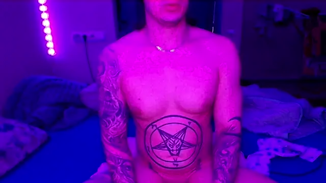 baphomet_from_ice webcam