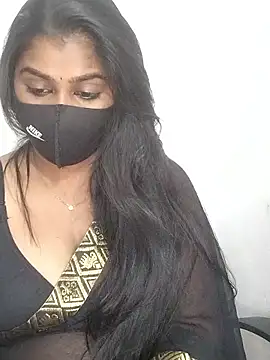 Tamil_Azhaghi webcam