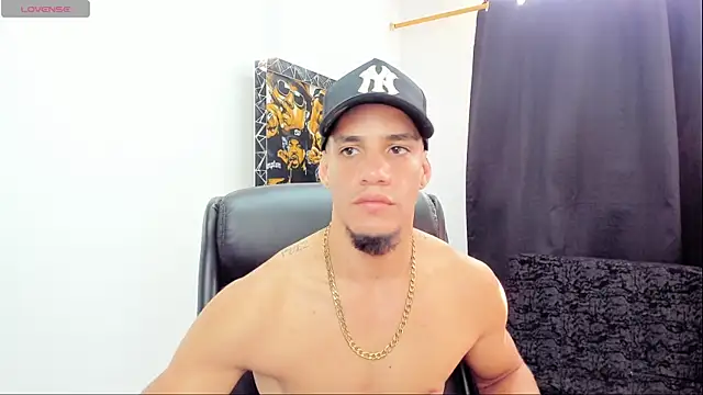 jhonnysnow17 (M young) - SHOW DICK HARD