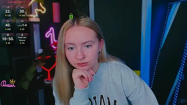 mila_glow1 webcam