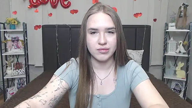 LauraHlot