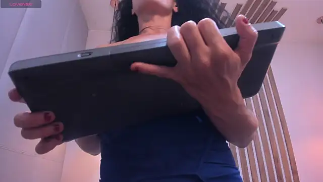 Becca_Milf