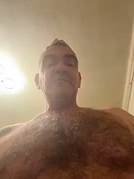 cobraboysex@xh (Ask my age) - evry 25 i do requests at end i cum