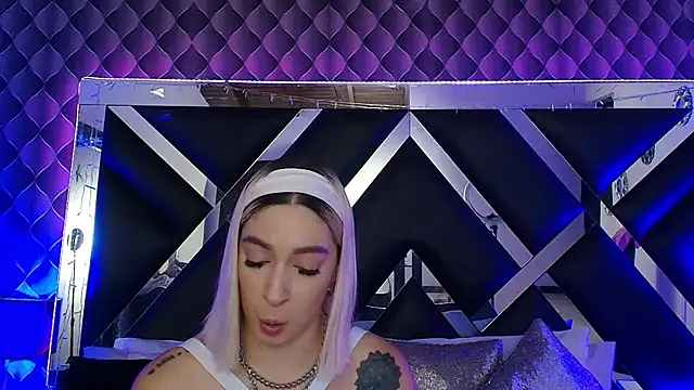 victoriaa_lee_