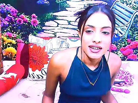 IndianPretty14u2Luv webcam