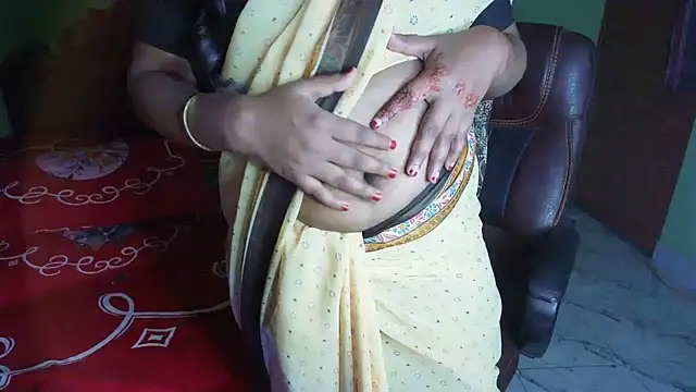 BengaliQueenStar webcam