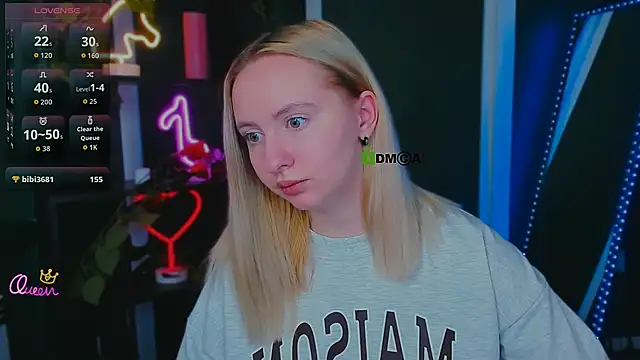 mila_glow1 webcam