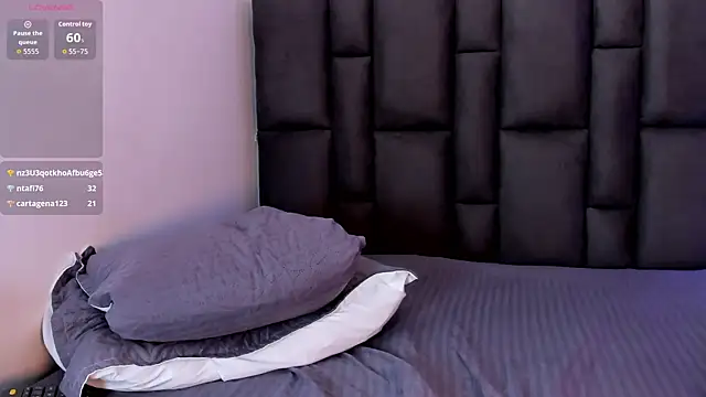 maddy__howard webcam