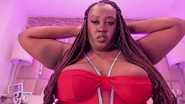 ShaniaBrownn webcam