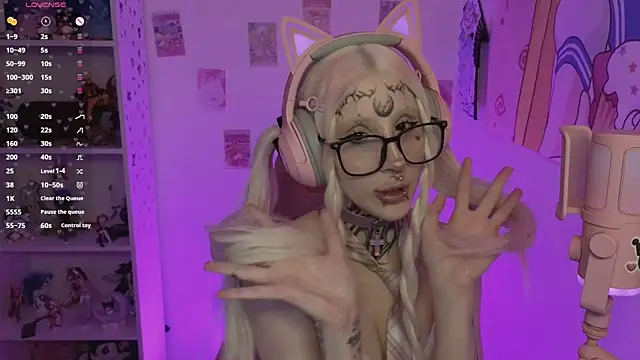 Nana_stolass webcam