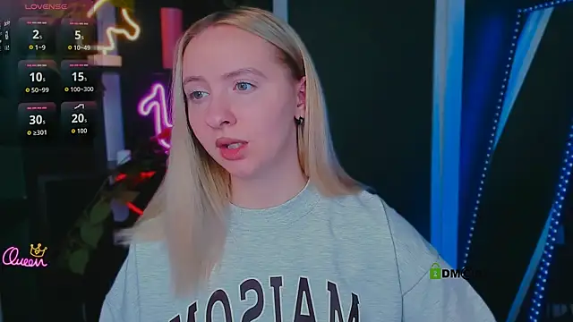 mila_glow1 webcam