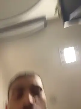 Mellyj053 live sex cam