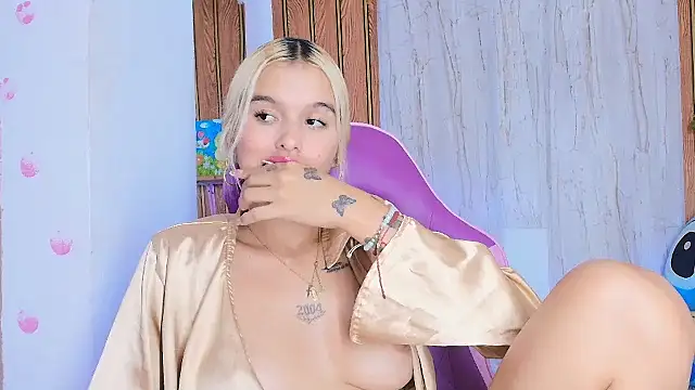 abigail_sandoval webcam