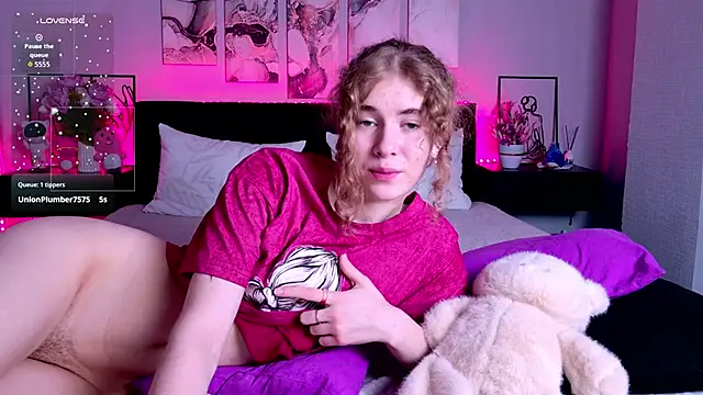 Girl_Next_Door_18 webcam