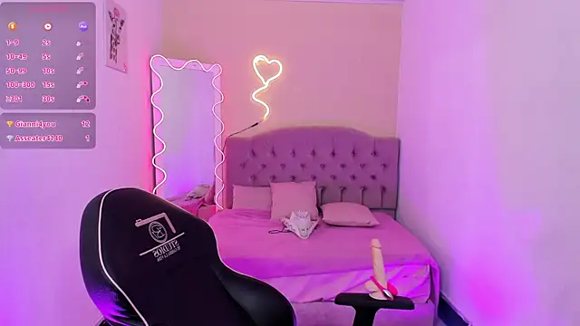 KATHERINE_TAY webcam