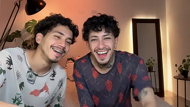 Noah_and_Steven webcam