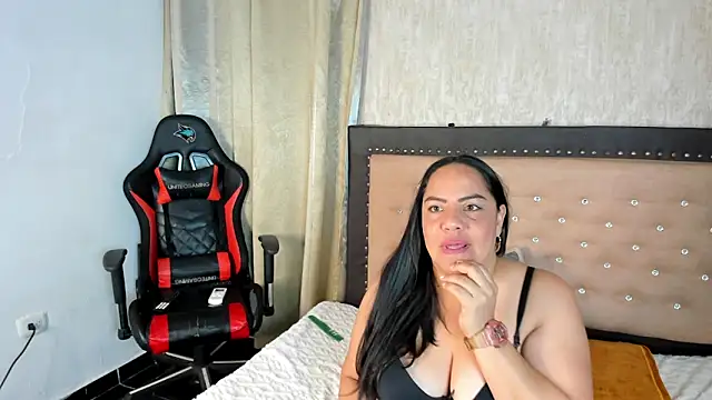 Zoedeleon webcam