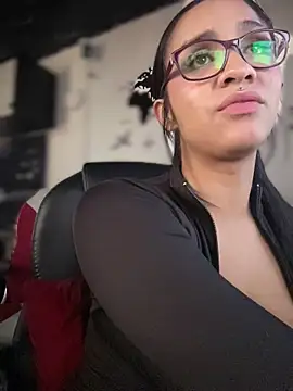 isabella-teen (F teen) - Dildo in my pussy🍌
