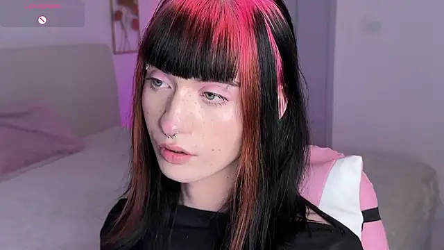 Vailyreb_ webcam