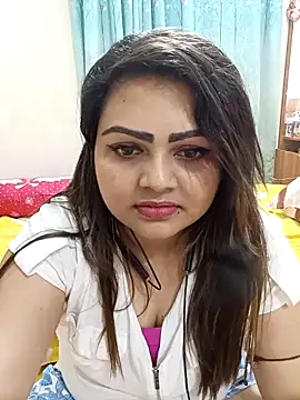 Webcam Model (blue-berry09)  is live.Free join now!