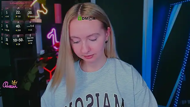 mila_glow1 webcam