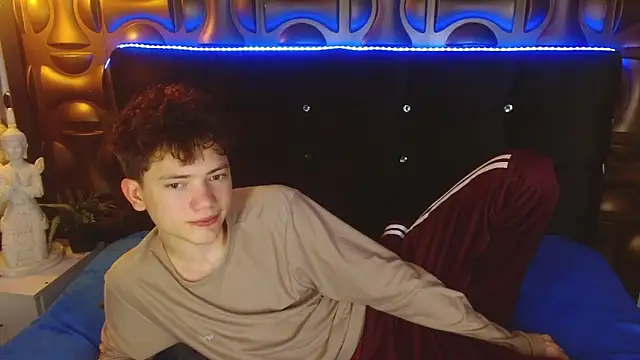 cruz_dante (M twink) - CUMING IN PUBLIC