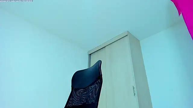 monica_little23 webcam