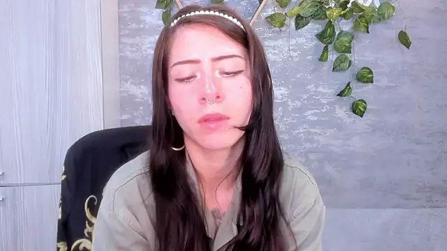 Mhelanny2 webcam