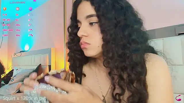 anahi_maite webcam