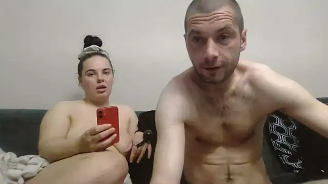 Kinkycouple142 webcam