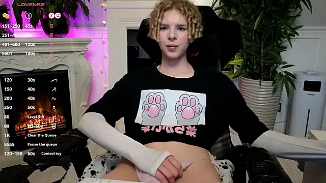 kudi_minnt (M twink) - CUM SHOW