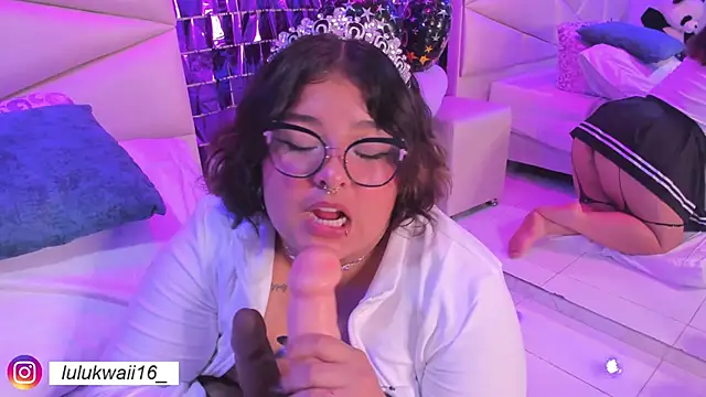 lulukawai16 webcam