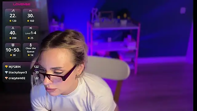 mari_grey webcam