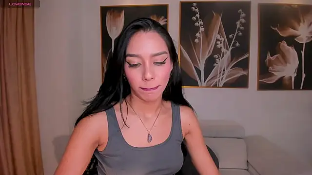 AmaliaCrus webcam