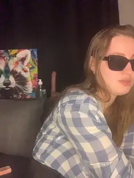 t1_ma_2 - T1_ma_2's free webcam - UK Sex Cams