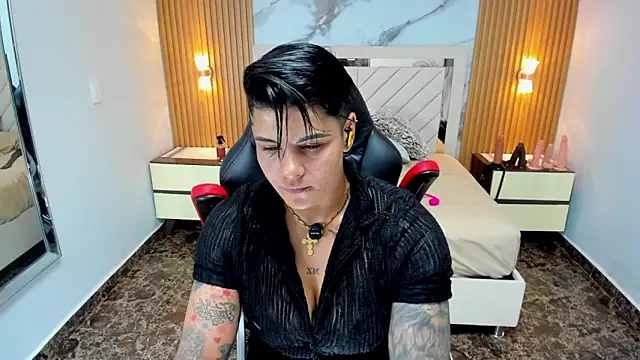 KAROLLJONES1 webcam