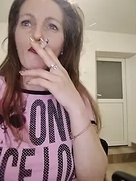 CrazyMaya39 webcam