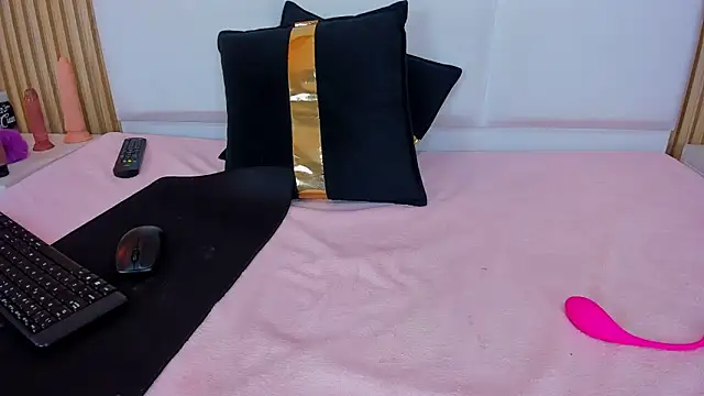 GraceAlexa12 webcam