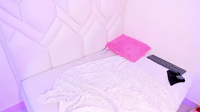 sky_velvet webcam