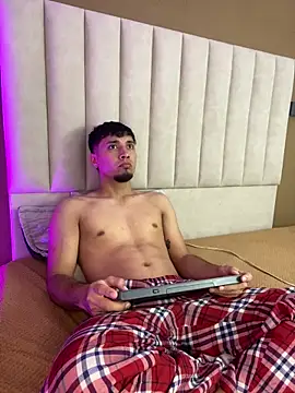 noah_smith01 - Noah_Smith01's free webcam - UK Sex Cams