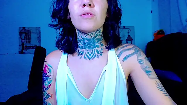 LannieGonzales webcam