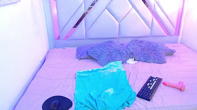 sharllotee_ webcam
