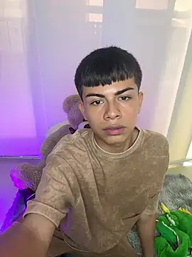 Asher_Young webcam