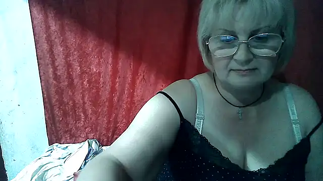 Eleanor_Katie webcam