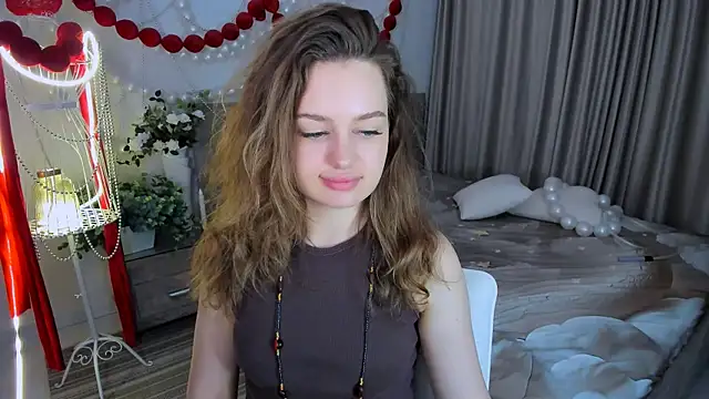 MiracleCurly webcam