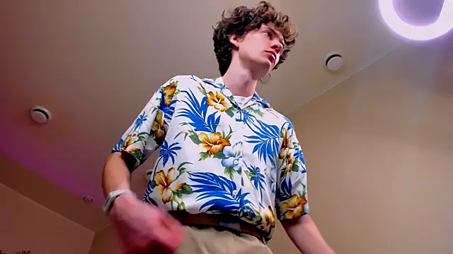 LukeSweet webcam