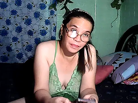 Adeline05 webcam